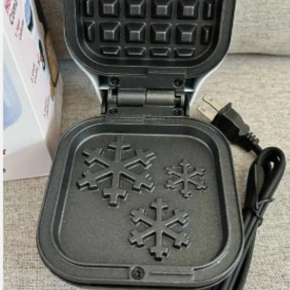 NEW Rise Snowflake Mini Waffle Maker